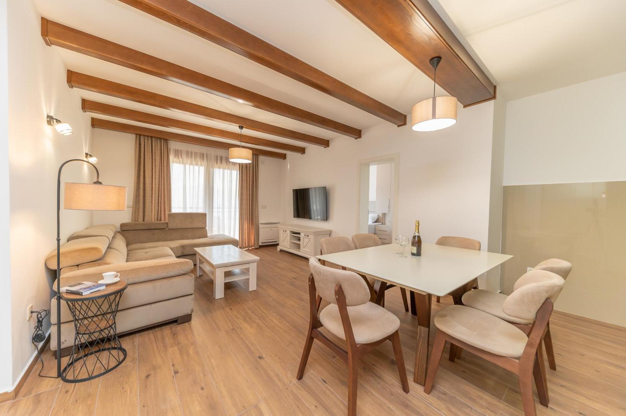 Red Hill Apartman Kotor